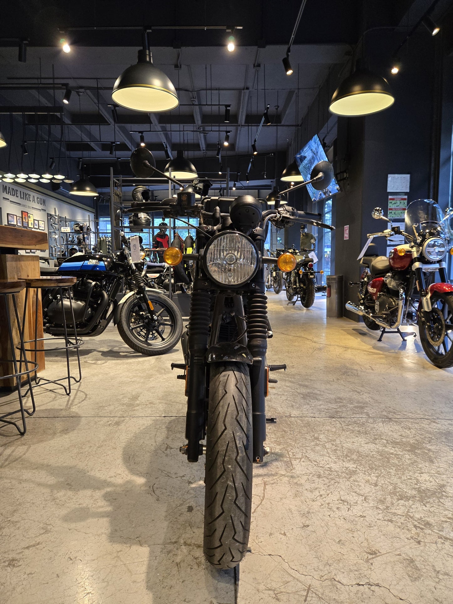 Royal Enfield Hunter 350 Dapper Grey 2023