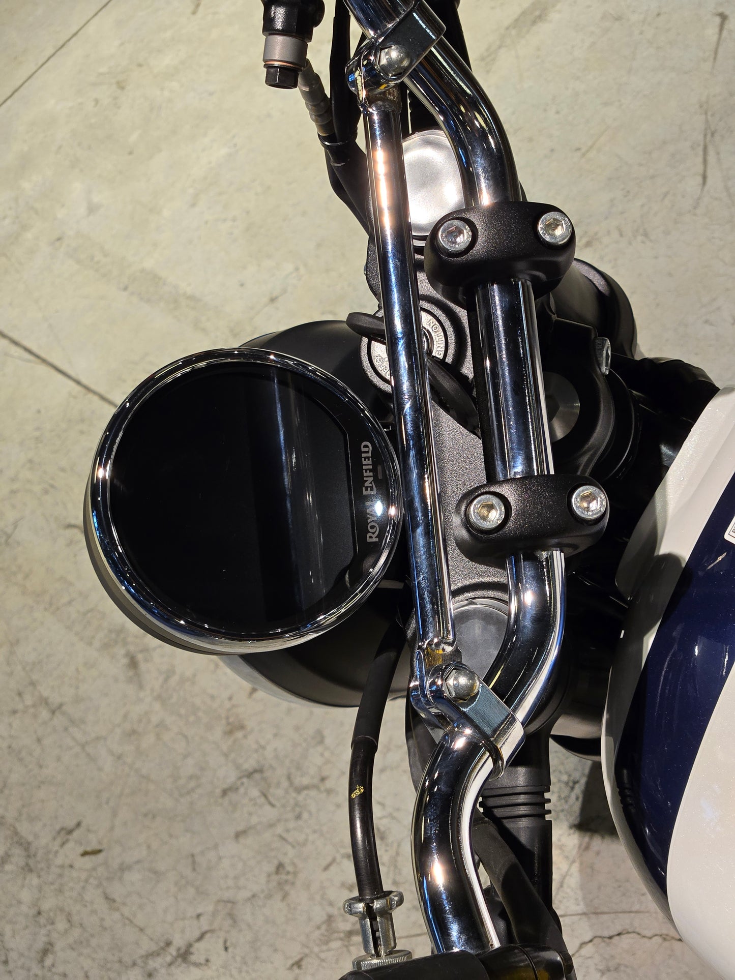Royal Enfield Int Bear 650 Wild Honey