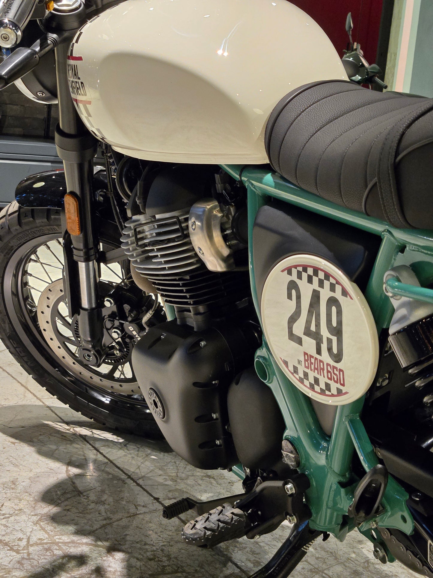 Royal Enfield Int Bear 650 Two Four Nine