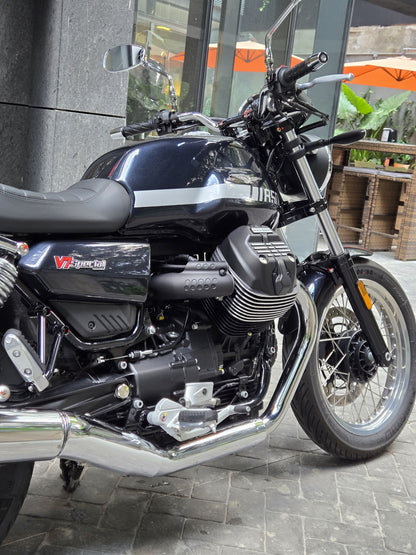 Moto Guzzi V7 Special 2023