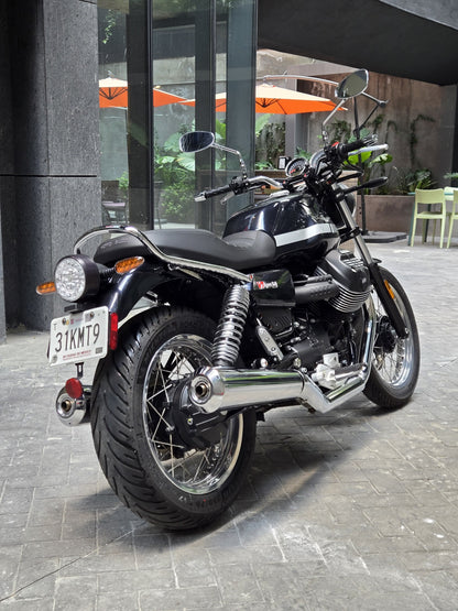 Moto Guzzi V7 Special 2023