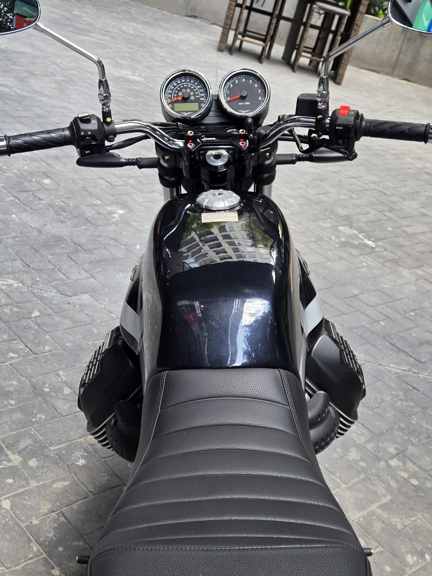 Moto Guzzi V7 Special 2023