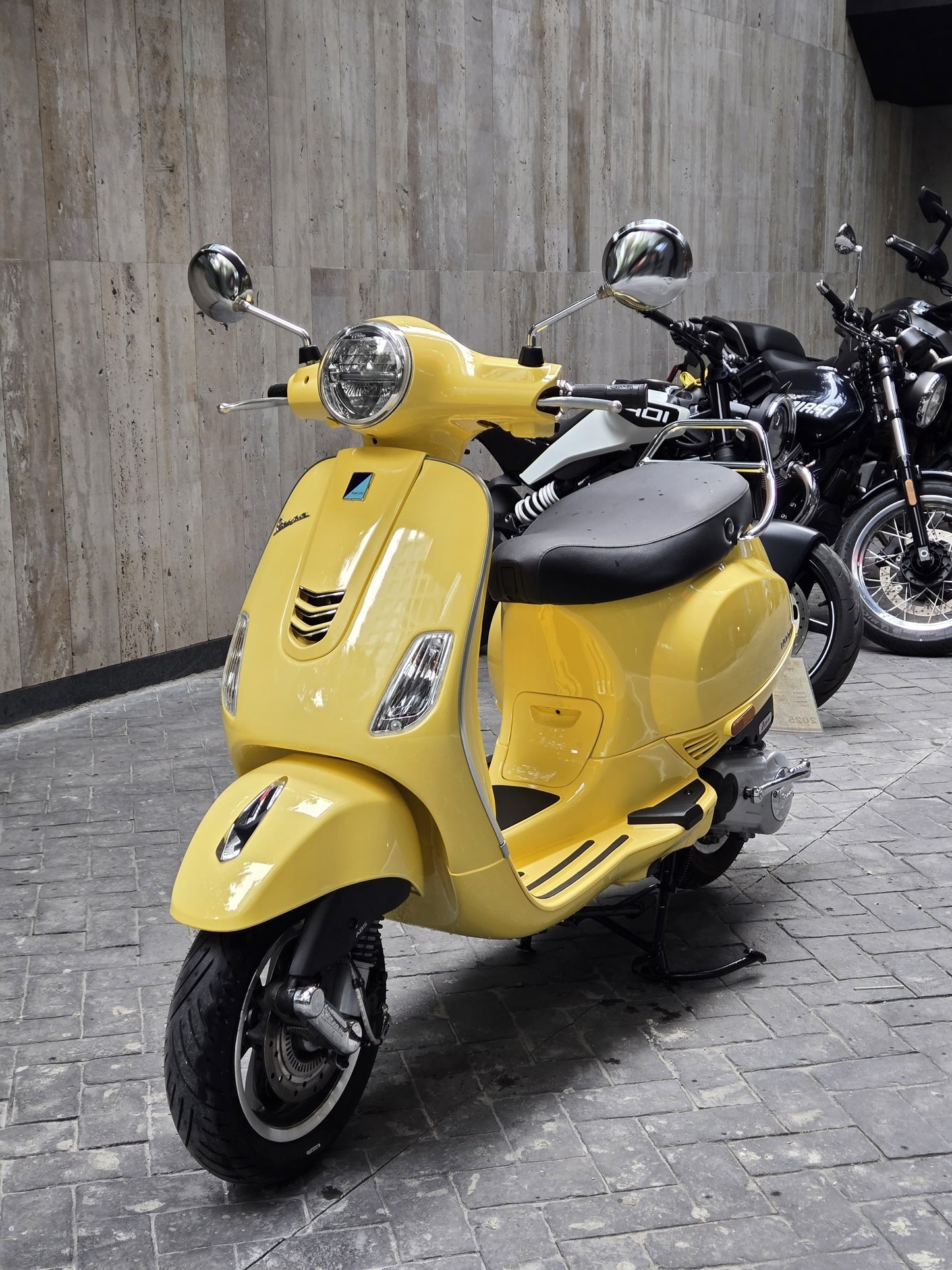 Vespa VXL 150 2025