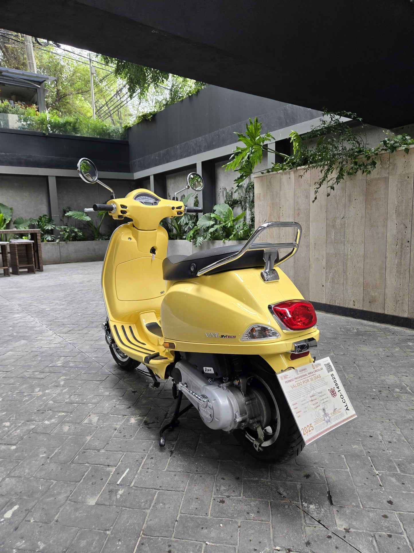 Vespa VXL 150 2025