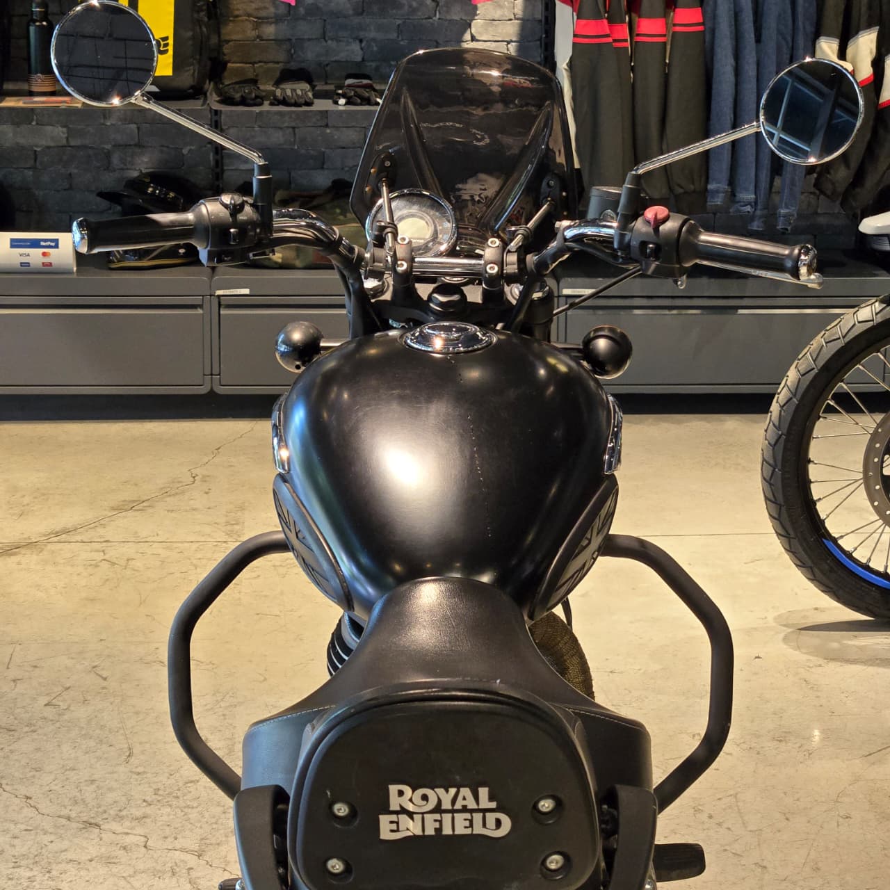 Royal Enfield Meteor 350 Stellar Black 2024