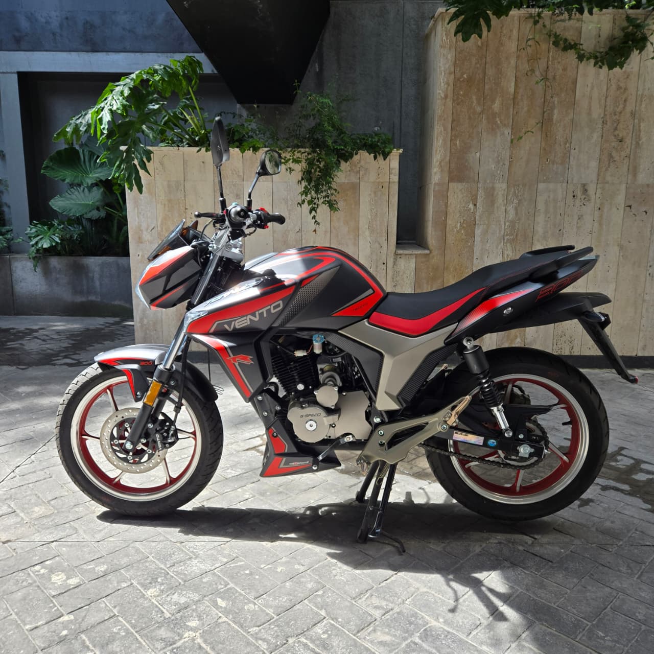 Vento Tornado 300 2025