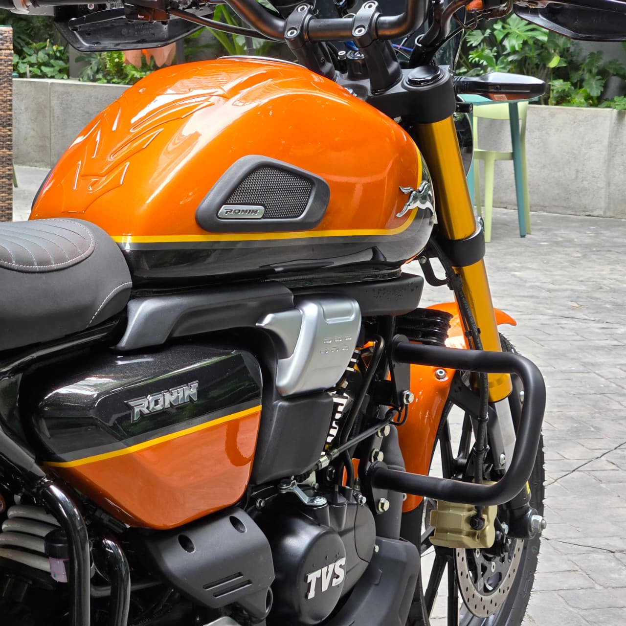 TVS Ronin 250 EFI
