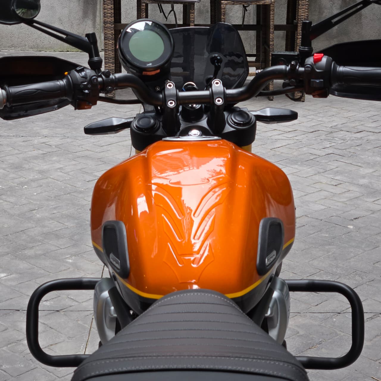 TVS Ronin 250 EFI